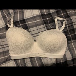 Victoria’s Secret bra